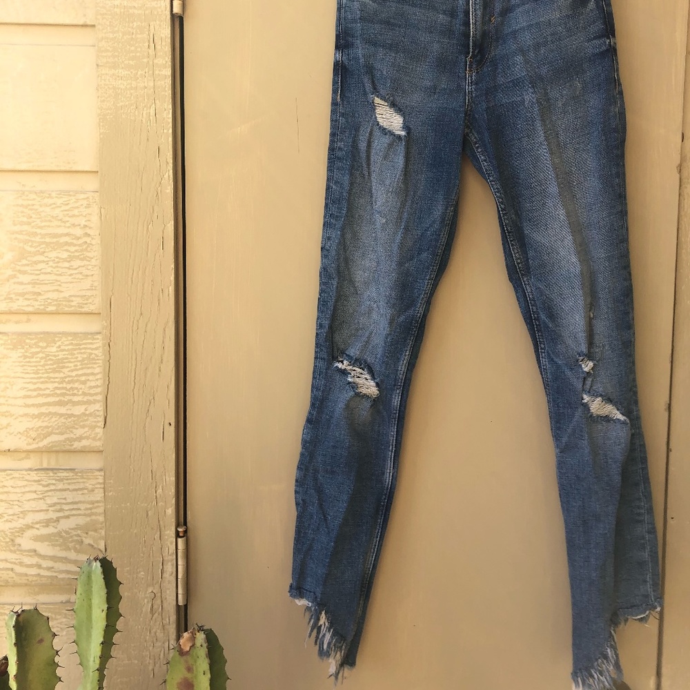 ZARA high rise distressed skinny denim jeans